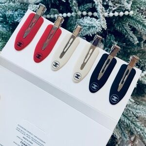 GWP NIB CC Red, Cream, and Black No Crease Hair Clips.